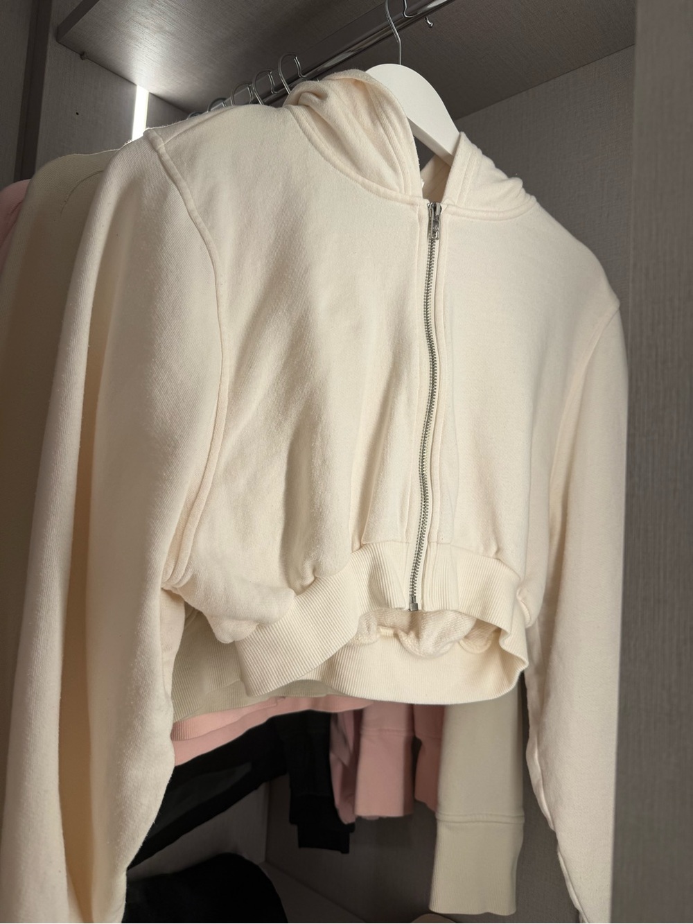 Alo yoga cropped sweater